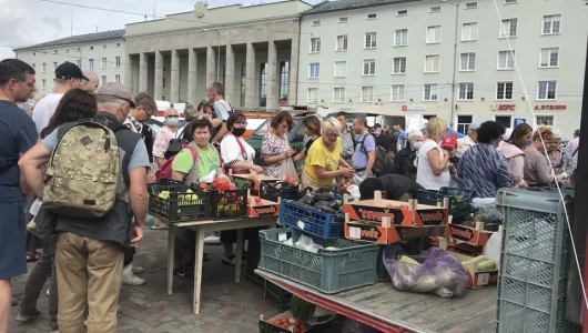 Осенняя ярмарка на новом месте.  Администрация города решила перенести ее  с Площади Победы к ТЦ «Акорус». 