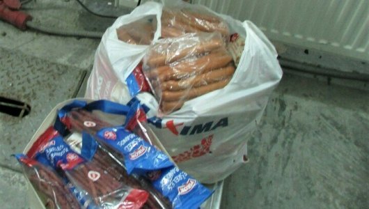 Два гражданина Литвы пытались привезти более 80 кг мяса и молочных продуктов в Калининградскую область