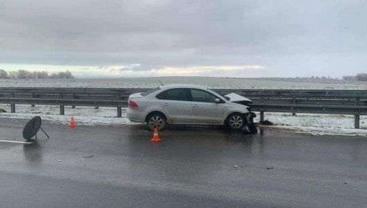 Вчера в Зеленоградском районе произошло ДТП, где автомобиль столкнулся с отбойником