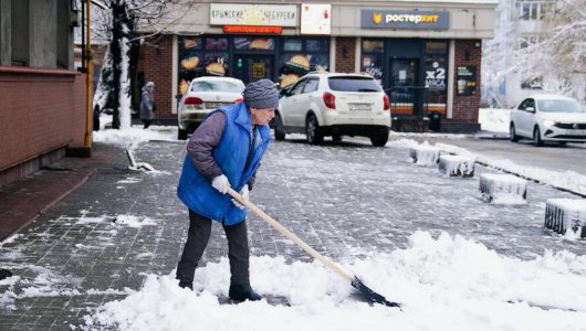 В Калининграде острая нехватка дворников!