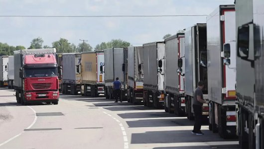 Литва вводит более строгий контроль над транзитом санкционных грузов через Россию и Белоруссию