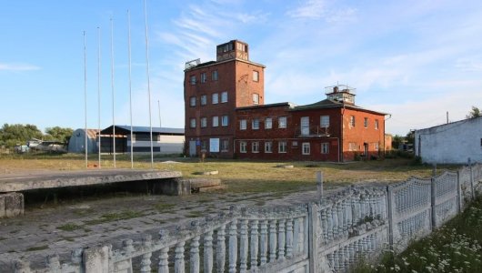 Территорию аэродрома Девау облагородят: построят школу и еще несколько современных зданий