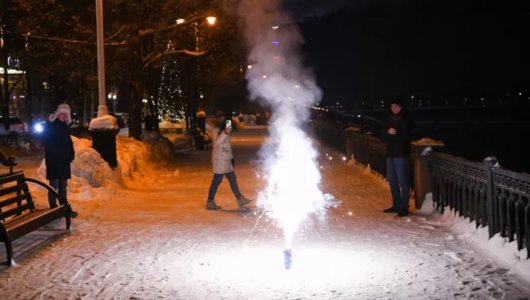 «Время зажигать!» Небольшая пометка, как лучше запускать пиротехнику