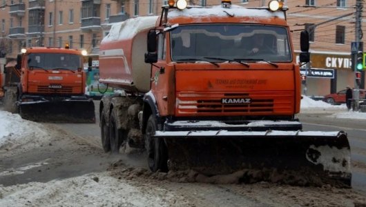 Московский школьник попал прямо под работающую щетку снегоуборочной машины. Какие последствия