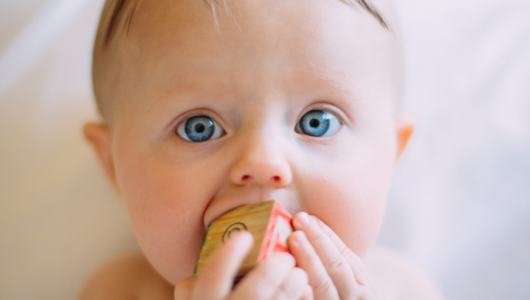У ребенка режутся зубы? Простые способы и советы по облегчению этого процесса в домашних условиях