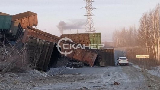 Жуткое происшествие в Амурской области: 20 вагонов товарного состава сошли с рельсов из-за...