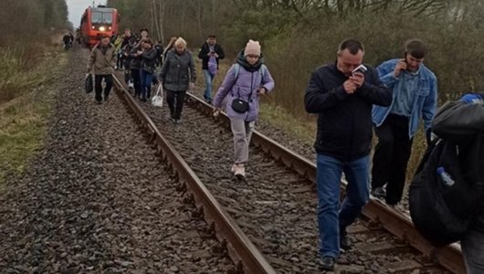 Свежая информация: подозреваемого, по вине которого вчера в Калининграде поезд сошел с путей, задержали