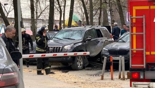 Мужчина чуть не лишился жизни из-за того, что попытался запустить двигатель своей иномарки. Подробности жуткого происшествия в Москве