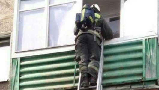 Пожар на улице Чекистов в Калининграде: удалось ли спасти жильцов
