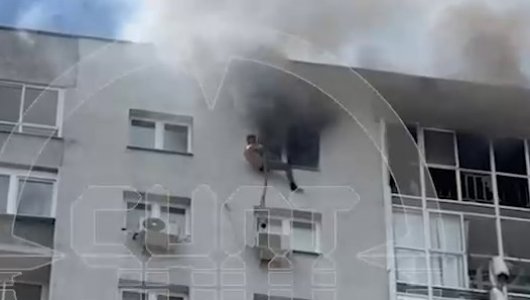 Бежать от огня было уже некуда: что случилось с россиянами, пытавшимися спастись от пожара на балконе на 20-ом этаже (ВИДЕО, ЖЕСТКИЕ КАДРЫ)