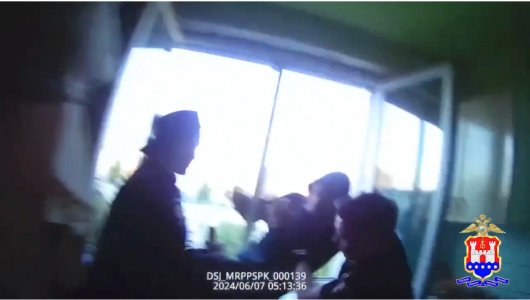 В Калининграде сотрудники полиции избежали трагедии и спасли человеку жизнь (ВИДЕО)