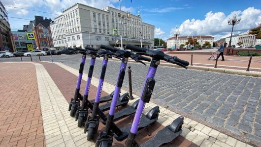 В мэрии сообщили, когда в центре Калининграда появятся парковки для электросамокатов