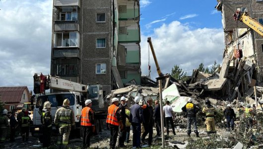 Первых подозреваемых задержали: в Нижнем Тагиле начали искать виноватых после взрыва газа и разрушения жилого дома