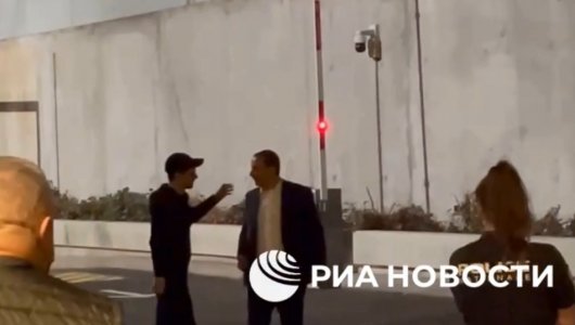 Павел Дуров вышел из здания суда в Париже (ВИДЕО) 