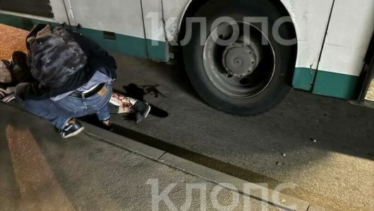 «Кости торчат, ноги ободраны до мяса»Пенсионерка из Калининграда попала под колеса автобуса: жуткие подробности ЧП 