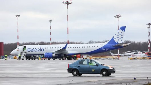 Самолет развернулся из-за трещины: рейс из Минска в Калининград пришлось отменить