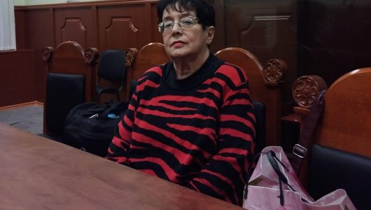 76-летняя пенсионерка получила 10 лет за поджог авто по указке мошенников: как обман привел к трагедии