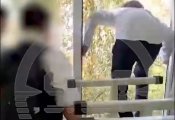 В Первоуральске ученик 7 класса поспорил и спрыгнул с окна школы: выжил ли ребенок 