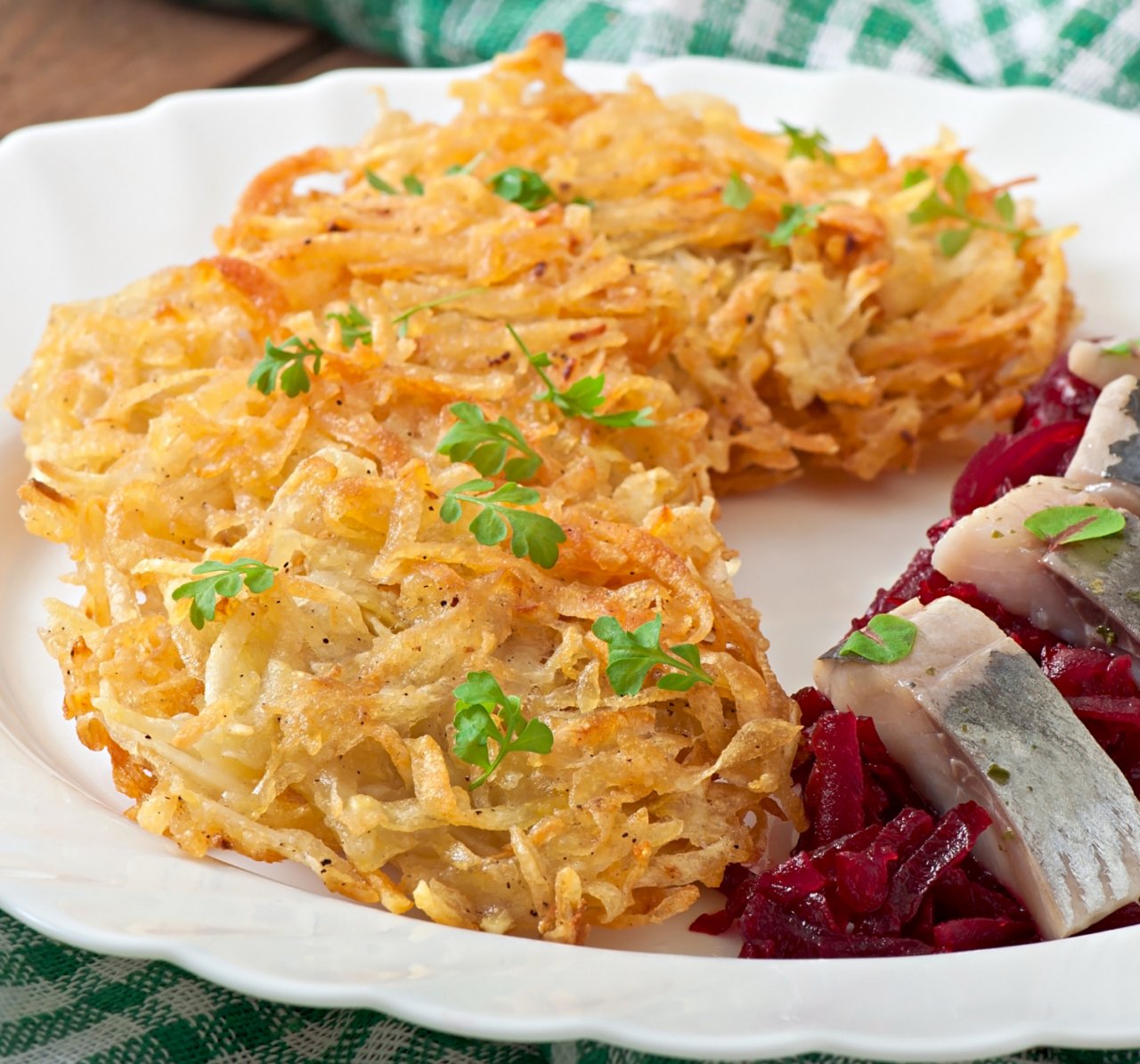 Секрет драников, белорусские драники, вкусные драники, рецепт драников с салом, как сделать драники вкуснее
