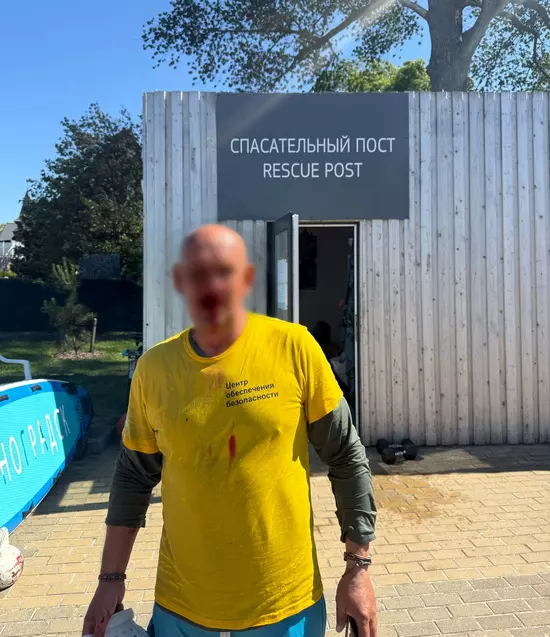 Двух утопающих вытаскивали из опасных волн Балтики — спасатели Зеленоградска получили травмы