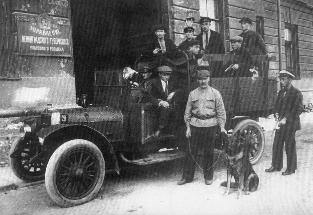 Однорукий бандит, Однорукий стрелок, Александр Лабуткин, история Александра Лабуткина, происшествия, криминал, маньяки СССР, убийства, серийные убийцы