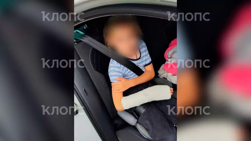 На фестивале в Знаменске 7-летняя девочка сломала руку на батуте — кто виноват