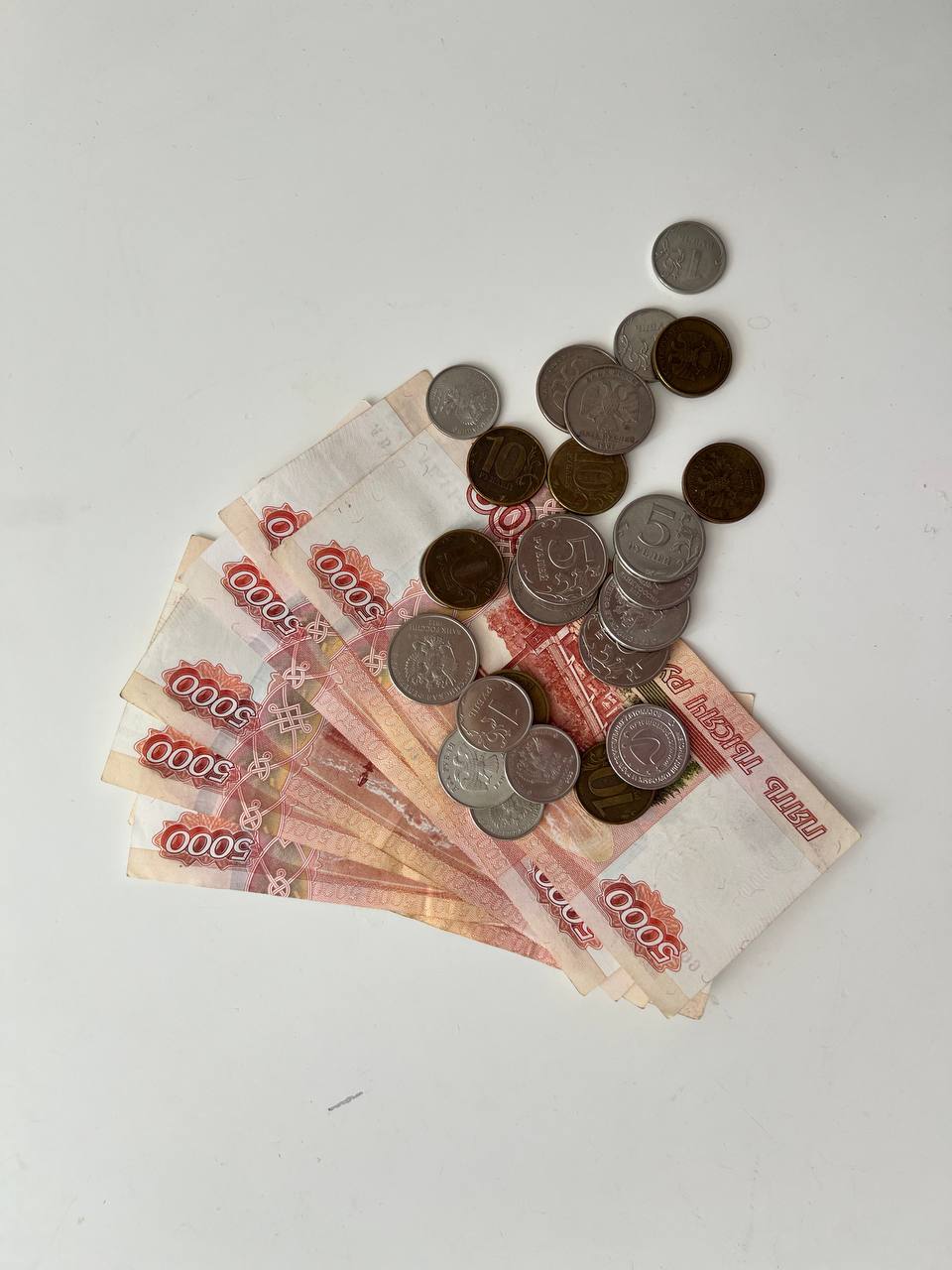 Зарплата не задерживается в кошельке, ошибки траты денег, как копить деньги, зарплата быстро кончается, как правильно тратить деньги, как контролировать бюджет