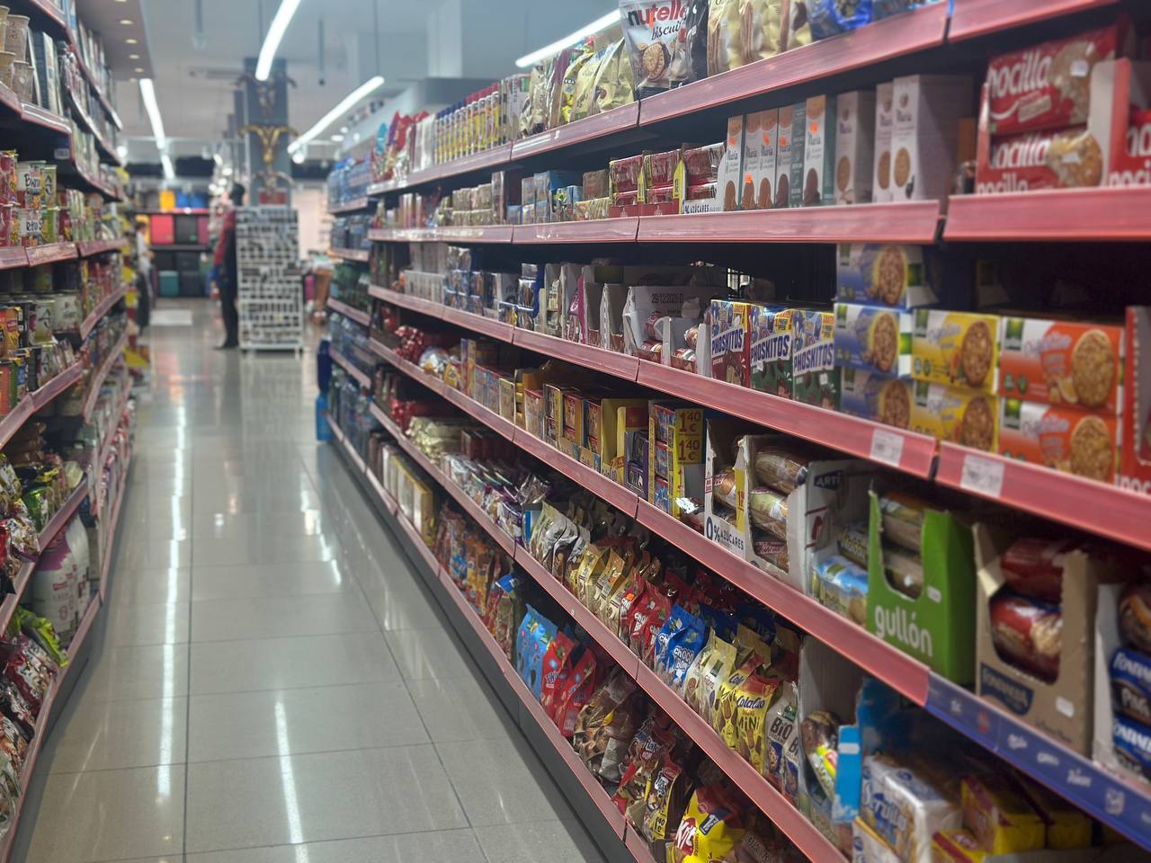 Экономия, как экономить на еде, сбережения, деньги, траты на продукты, скидки, цены