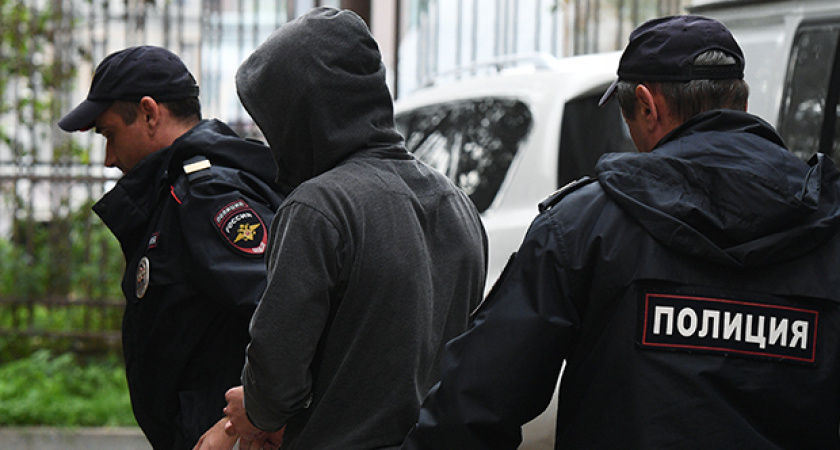 В Калининграде мужчина ограбил банк, угрожая сотруднице гранатой 