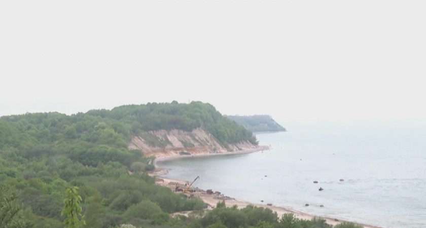 Пляж в Светлогорске будет очищен от железобетонных конструкций и арматур