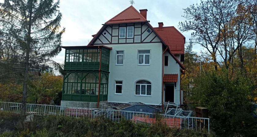 В Калининграде завершается реконструкция старинного дома на улице Гагарина
