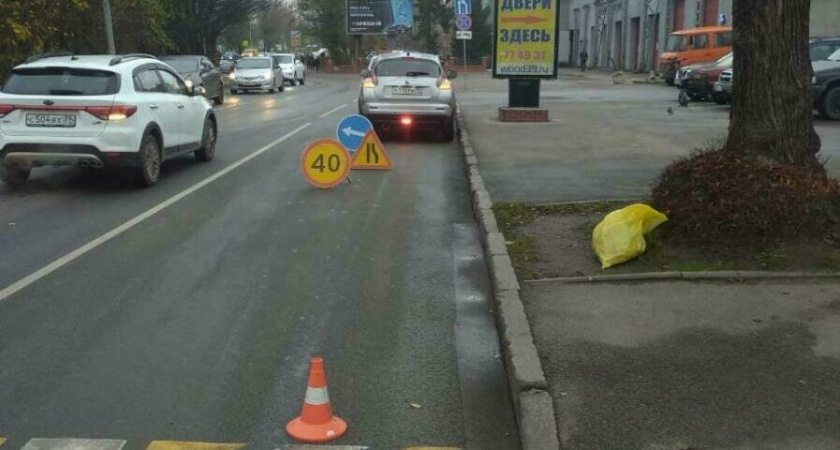 В Калининграде автомобиль сбил девушку, переходившую дорогу по пешеходному переходу
