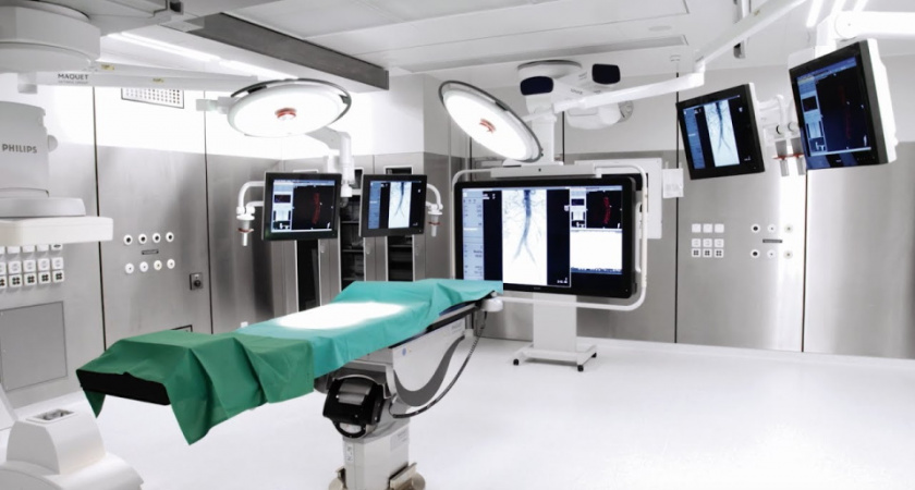 На покупку операционных столов в онкологический центр потратят 108 млн