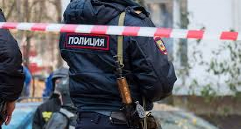 В Калининграде из водоема Южного парка достали тело мужчины