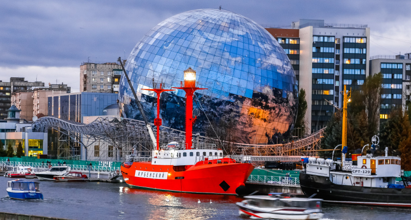 Губернатор рассказал о сроках сдачи нового корпуса Музея Мирового океана, который строится уже 10 лет