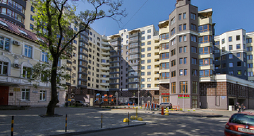 В Калининграде мужчина упал на улице и умер по неизвестным причинам