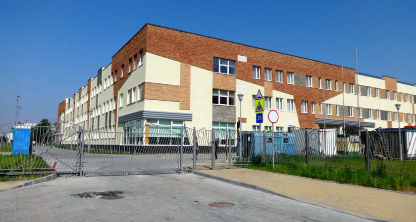 В Калининграде школу №57 эвакуировали из-за сообщения о минировании 