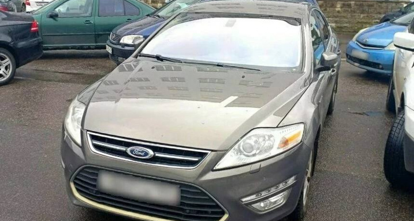 В Калининграде арестовали автомобиль горе-отца, который не платил алименты и накопил долг 