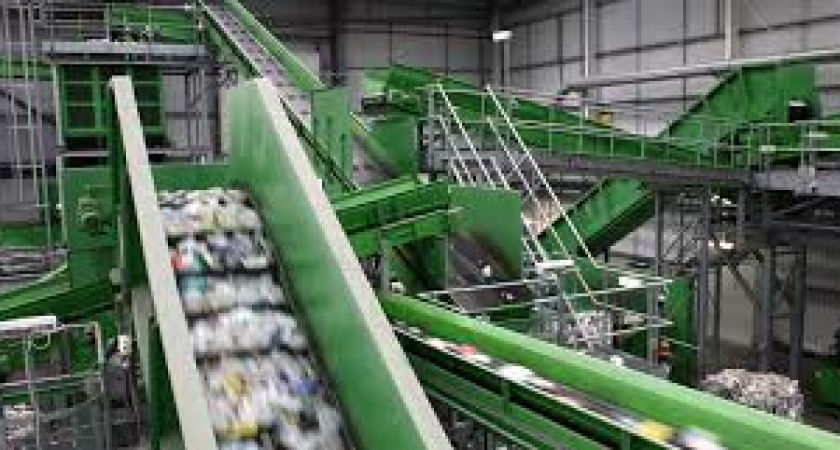 В Зеленоградском районе начал работу комплекс по сортировке мусора