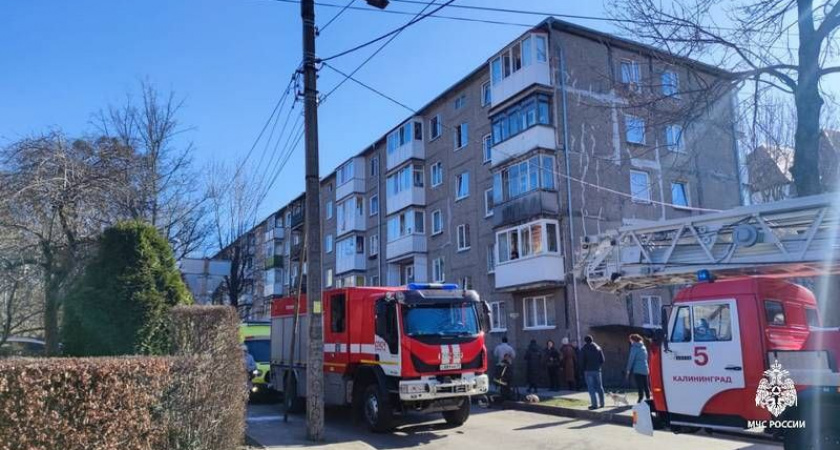 В Калининграде при пожаре на улице Банковской погиб человек 