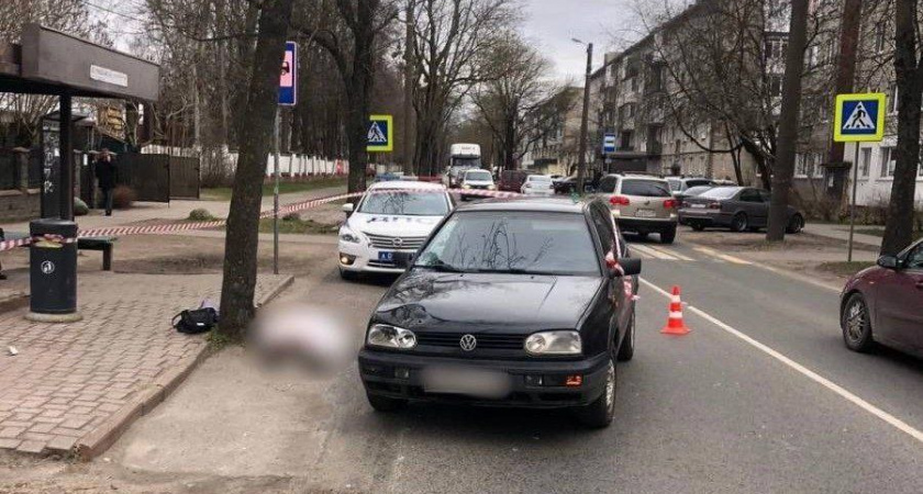 В Калининграде насмерть сбили пешехода, который переходил дорогу в положенном месте