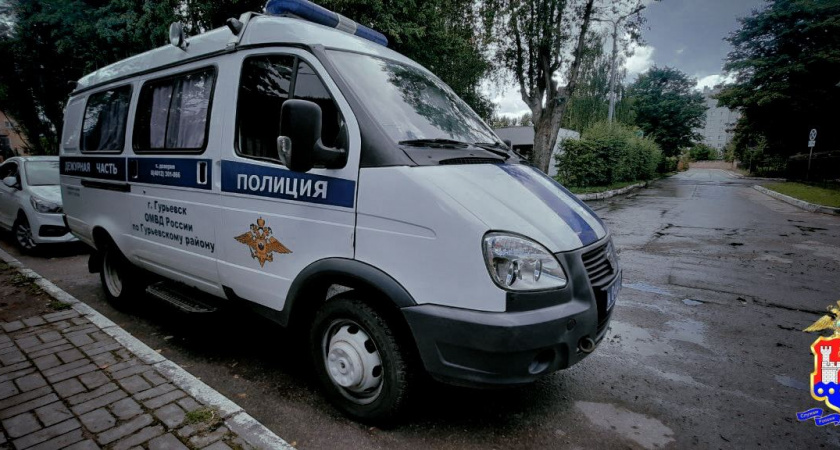 Полиция в Гурьевском районе изъяла у жителя самодельный пистолет и 49 патронов