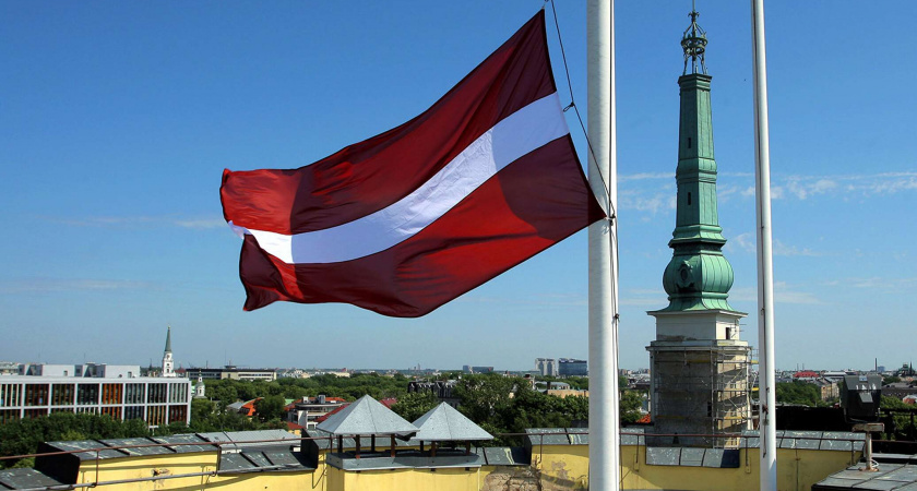 Сейм Латвии поддержал предложение о конфискации автомобилей с российскими номерами