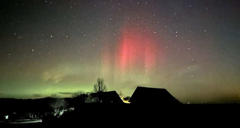 «А красота-то какая» В области Калининградской вновь наблюдали полярное сияние вечером в субботу