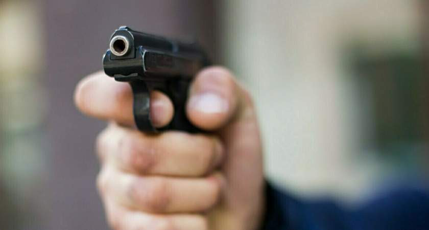 «Курение убивает» Чемпион Европы по боксу в Москве открыл стрельбу рядом с рестораном