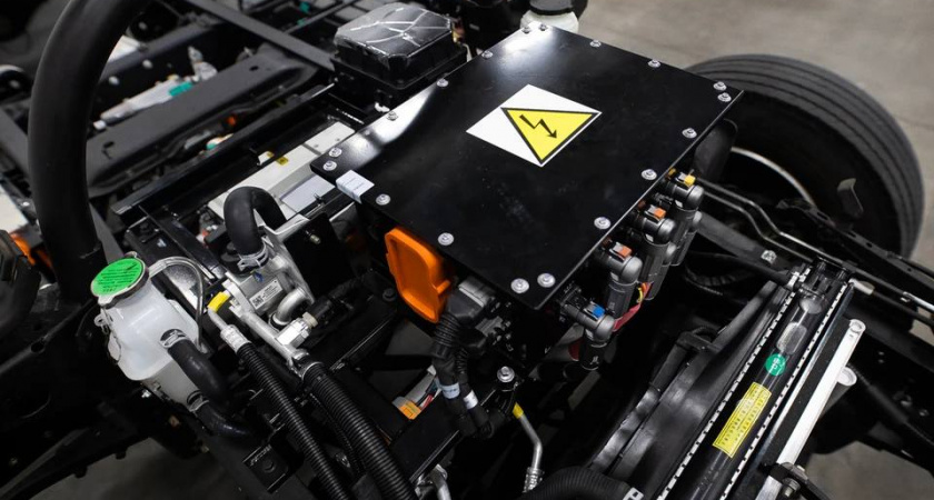 Губернатор Антон Алиханов объявил о выпуске Калининградского электромобиля с названием «АА»