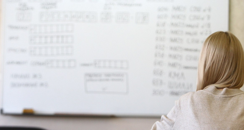 Школьникам в России разрешили использовать калькуляторы на ОГЭ по математике