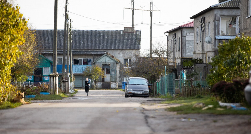 Соседи испытывают ненависть к семье, проживающей под Неманом