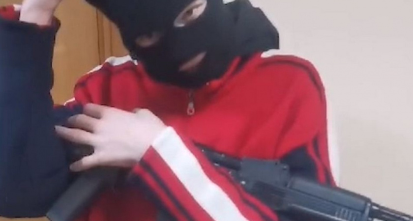 В Калининграде полиция задержала подростка с автоматом
