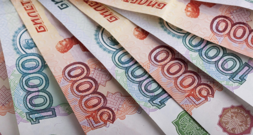 Лже-брокеры обманули жительницу Балтийска на 2,6 млн рублей
